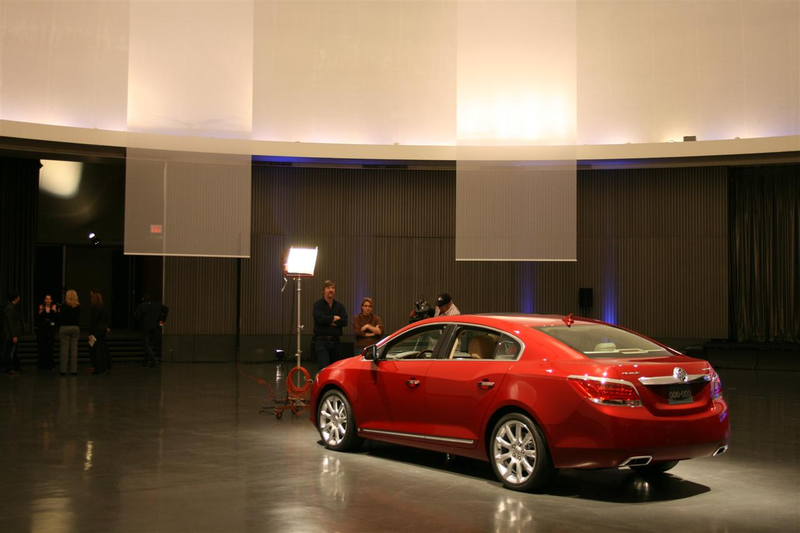 Illustration for article titled 2010 Buick LaCrosse: Blue Hair No More!